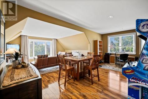 263 Lakeshore Road Brighton ON K0K 1H0