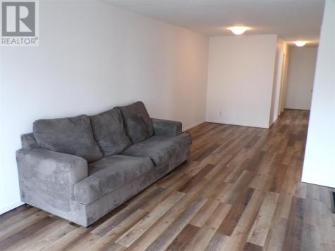 64 Farrell Crescent Elliot Lake ON P5A 3M9