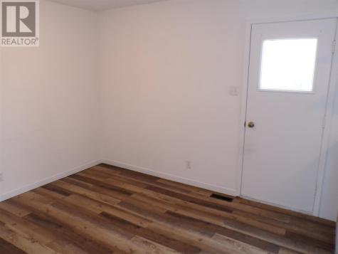 64 Farrell Crescent Elliot Lake ON P5A 3M9