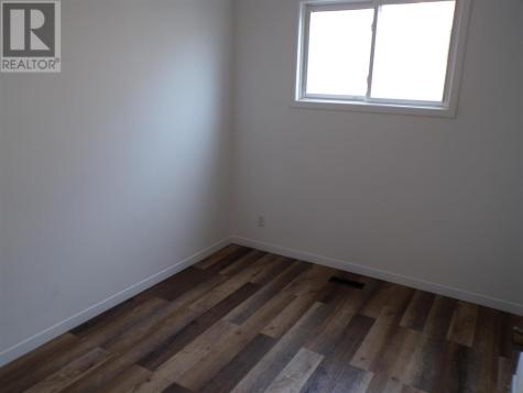 64 Farrell Crescent Elliot Lake ON P5A 3M9