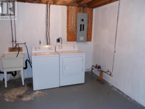 64 Farrell Crescent Elliot Lake ON P5A 3M9