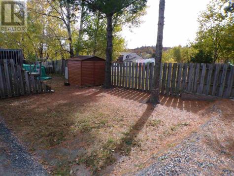 64 Farrell Crescent Elliot Lake ON P5A 3M9