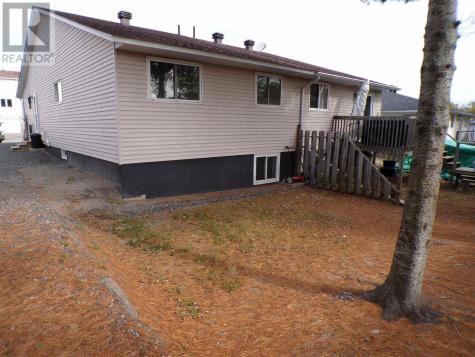 64 Farrell Crescent Elliot Lake ON P5A 3M9