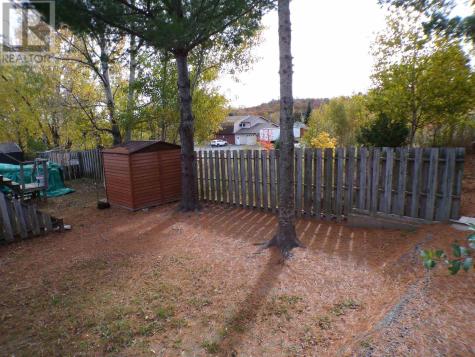 64 Farrell Crescent Elliot Lake ON P5A 3M9