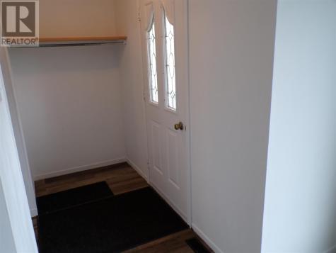 64 Farrell Crescent Elliot Lake ON P5A 3M9