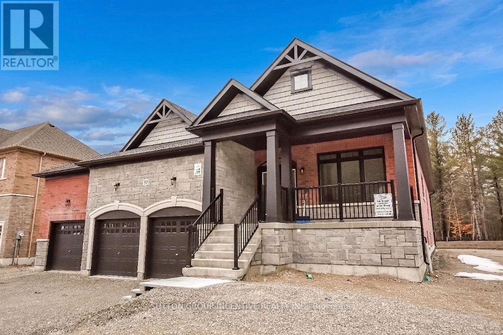 10 Cottonwood Street Springwater ON L0L 1Y2