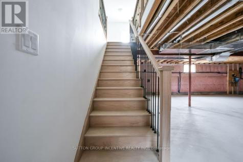 10 Cottonwood Street Springwater ON L0L 1Y2