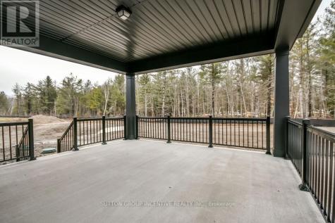 10 Cottonwood Street Springwater ON L0L 1Y2