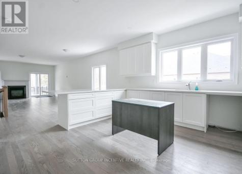 10 Cottonwood Street Springwater ON L0L 1Y2