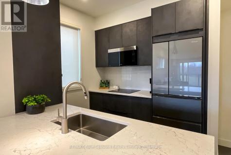 12 Beausoleil Lane Blue Mountains ON L9Y 2X5