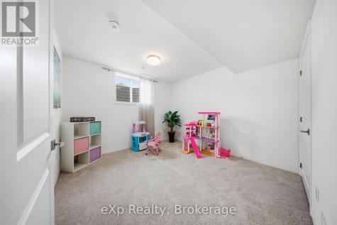 89 Acorn Trail St. Thomas ON N5R 0L8