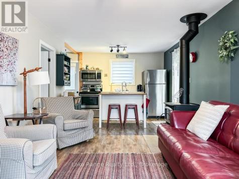 111 Sunrise Avenue West Huron-kinloss ON N0G 2R0