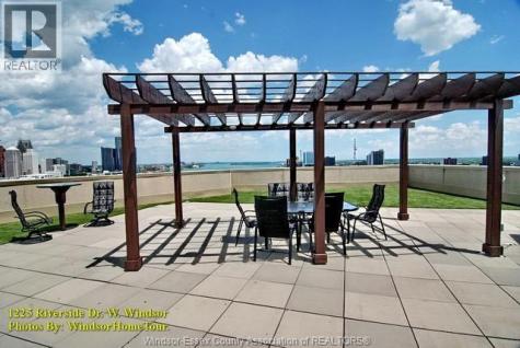 1225 Riverside Drive Windsor ON N9A 0A2