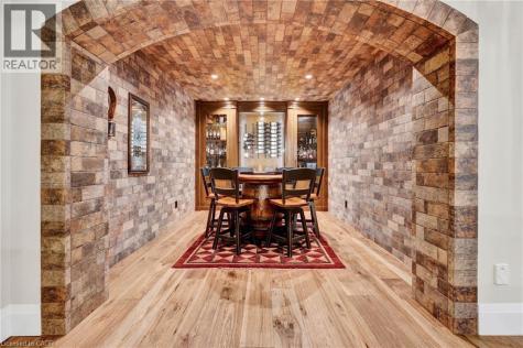 44 Pioneer Ridge Drive Kitchener ON N2P 0G6