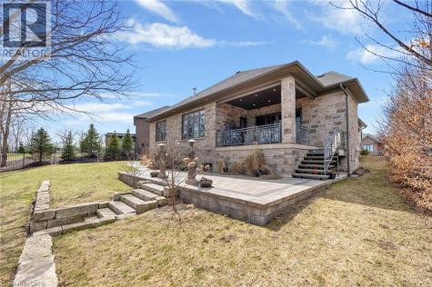 44 Pioneer Ridge Drive Kitchener ON N2P 0G6