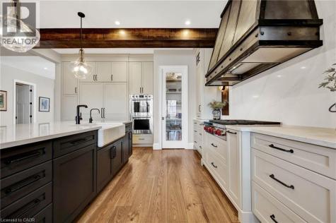 44 Pioneer Ridge Drive Kitchener ON N2P 0G6