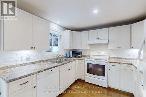 26 Tecumseth Pines Drive New Tecumseth ON L0G 1W0