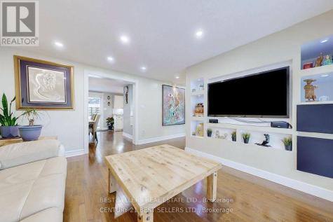 26 Tecumseth Pines Drive New Tecumseth ON L0G 1W0