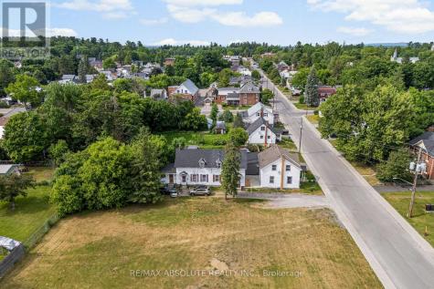 202 Bell Street Arnprior ON K7S 2R4