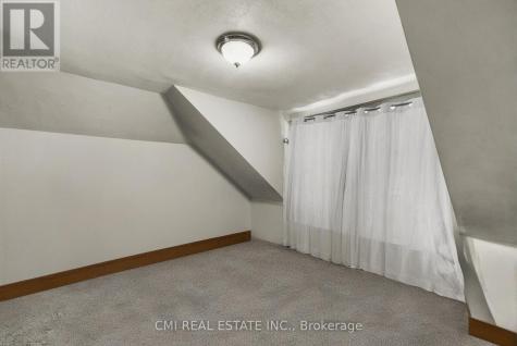433 Lydia Street Sarnia ON N7T 6P5