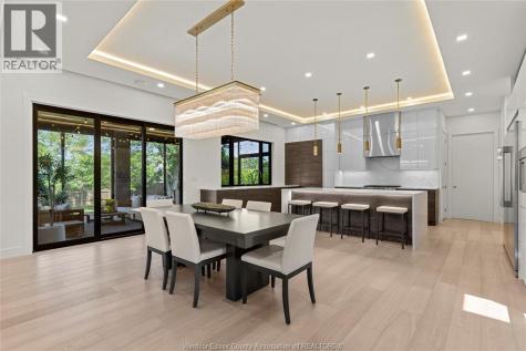 11 Destiny Drive Leamington ON N8H 0E1