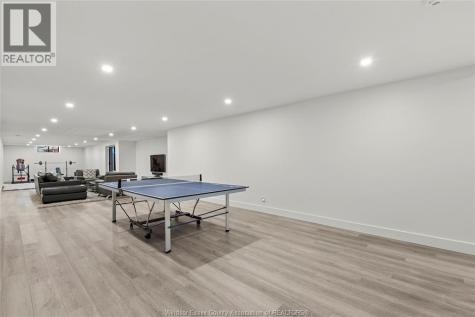 11 Destiny Drive Leamington ON N8H 0E1