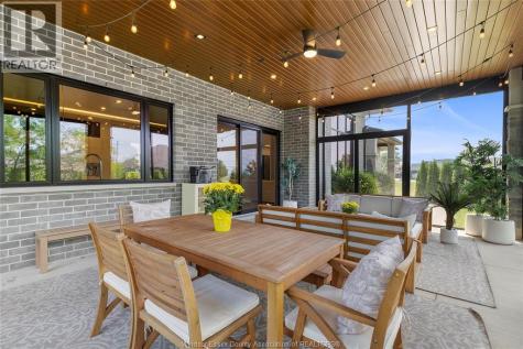 11 Destiny Drive Leamington ON N8H 0E1