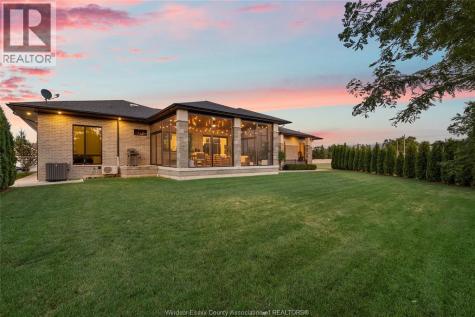 11 Destiny Drive Leamington ON N8H 0E1