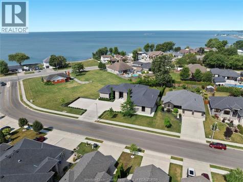 11 Destiny Drive Leamington ON N8H 0E1
