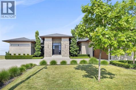 11 Destiny Drive Leamington ON N8H 0E1