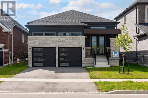 49 Simona Avenue Wasaga Beach ON L9Z 0L3