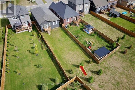 49 Simona Avenue Wasaga Beach ON L9Z 0L3