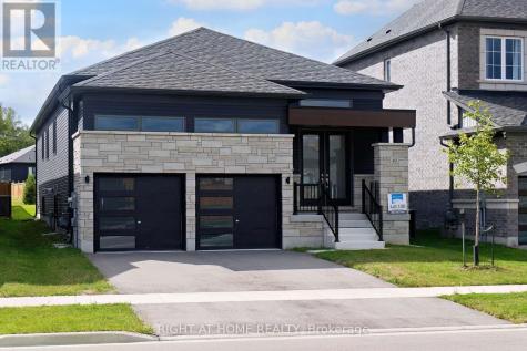 49 Simona Avenue Wasaga Beach ON L9Z 0L3