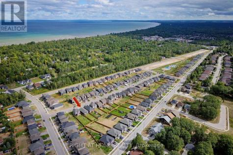 49 Simona Avenue Wasaga Beach ON L9Z 0L3