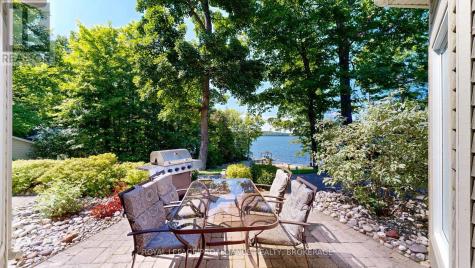 532 10th Concession Road Rideau Lakes ON K0G 1X0