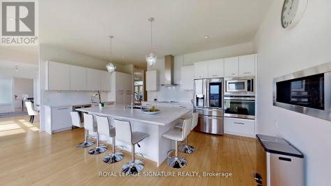 1507 Kodiak Street Pickering ON L1Y 1A8