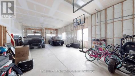 1507 Kodiak Street Pickering ON L1Y 1A8