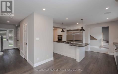 1841 Forest Valley Drive Innisfil ON L9S 4A4