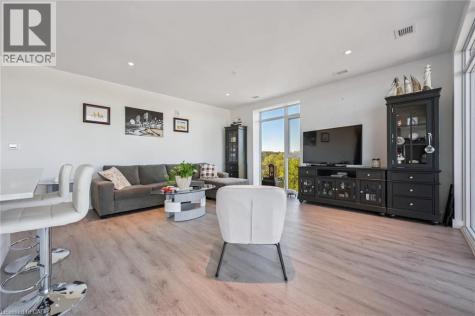 15 Glebe Street Cambridge ON N1S 0C3