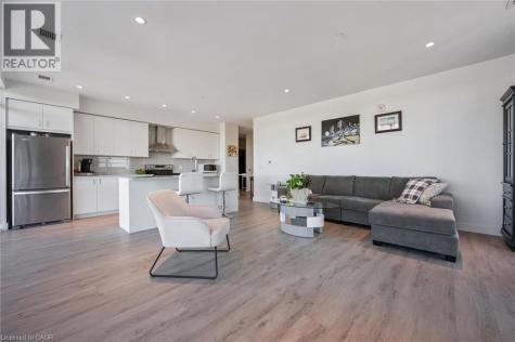 15 Glebe Street Cambridge ON N1S 0C3