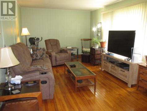53 Valley Crescent Elliot Lake ON P5A 2G9