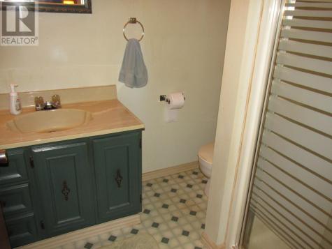 53 Valley Crescent Elliot Lake ON P5A 2G9