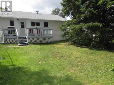 53 Valley Crescent Elliot Lake ON P5A 2G9