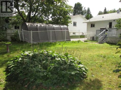 53 Valley Crescent Elliot Lake ON P5A 2G9