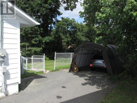 53 Valley Crescent Elliot Lake ON P5A 2G9