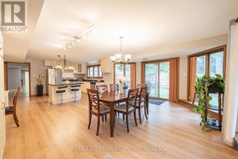 3 Marilyn Avenue Whitchurch-stouffville ON L4A 2C8