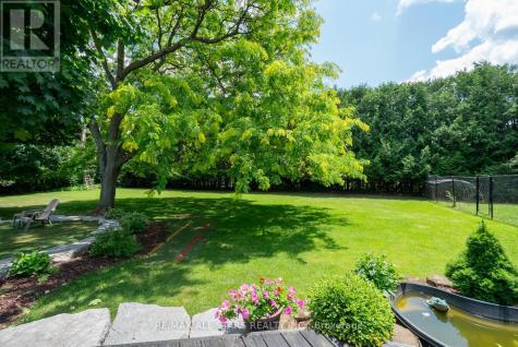 3 Marilyn Avenue Whitchurch-stouffville ON L4A 2C8
