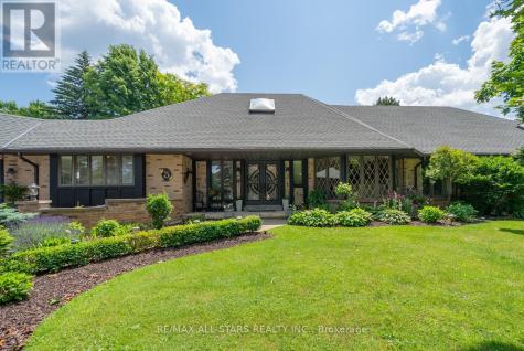 3 Marilyn Avenue Whitchurch-stouffville ON L4A 2C8