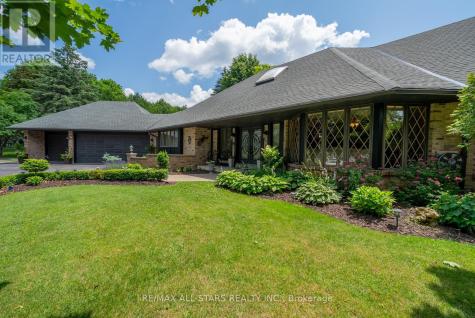 3 Marilyn Avenue Whitchurch-stouffville ON L4A 2C8