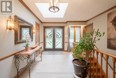 3 Marilyn Avenue Whitchurch-stouffville ON L4A 2C8